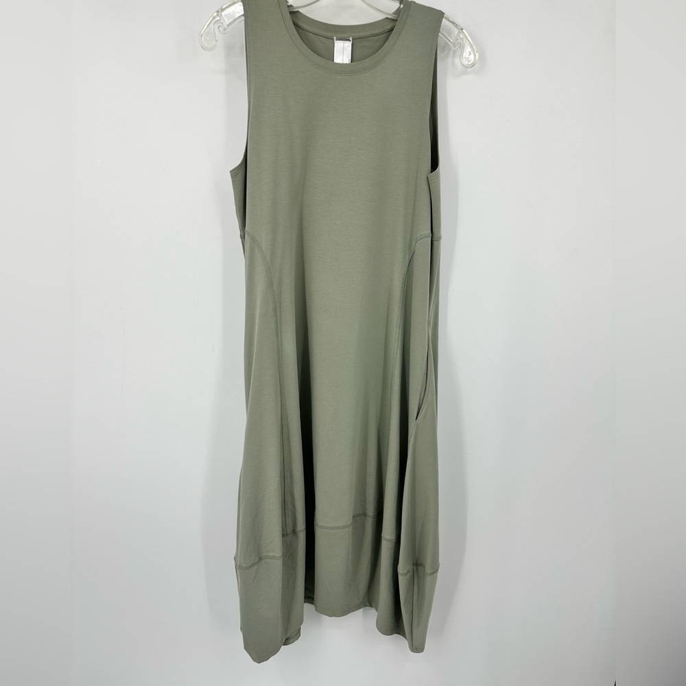Wynne Layers Patch Pocket Bubble Hem Dress Jersey Sleeveless Olive Green Medium